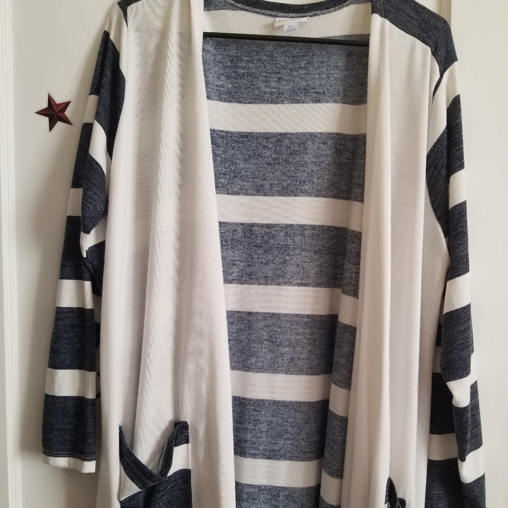 Lularoe Caroline